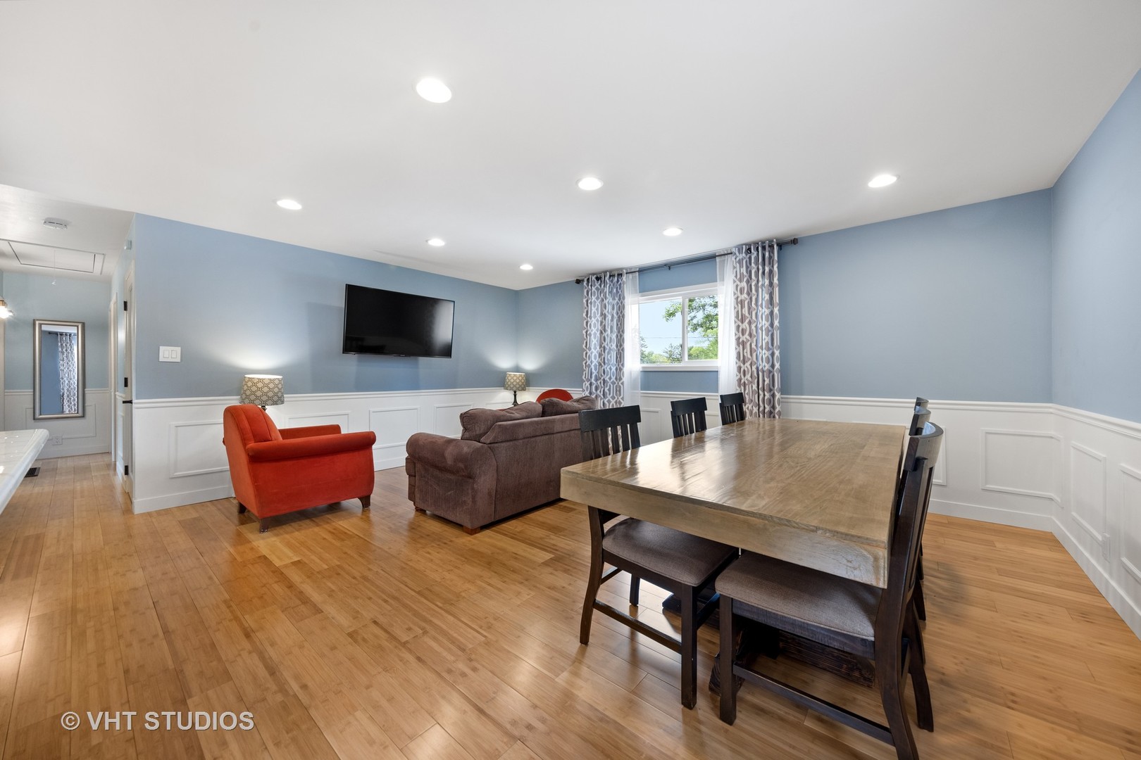 141 Kingston Road Bolingbrook, IL 60440 - Photo 3 of 26