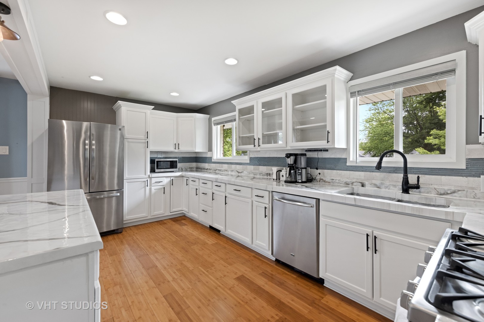141 Kingston Road Bolingbrook, IL 60440 - Photo 4 of 26