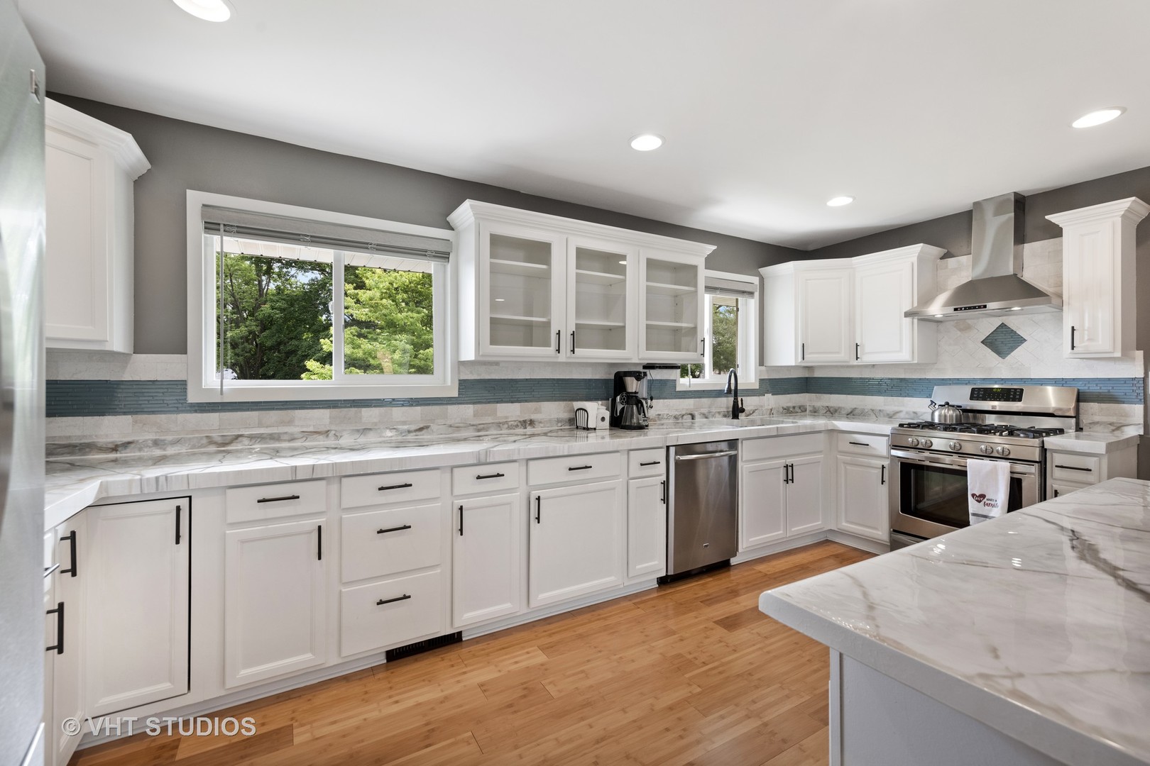 141 Kingston Road Bolingbrook, IL 60440 - Photo 5 of 26