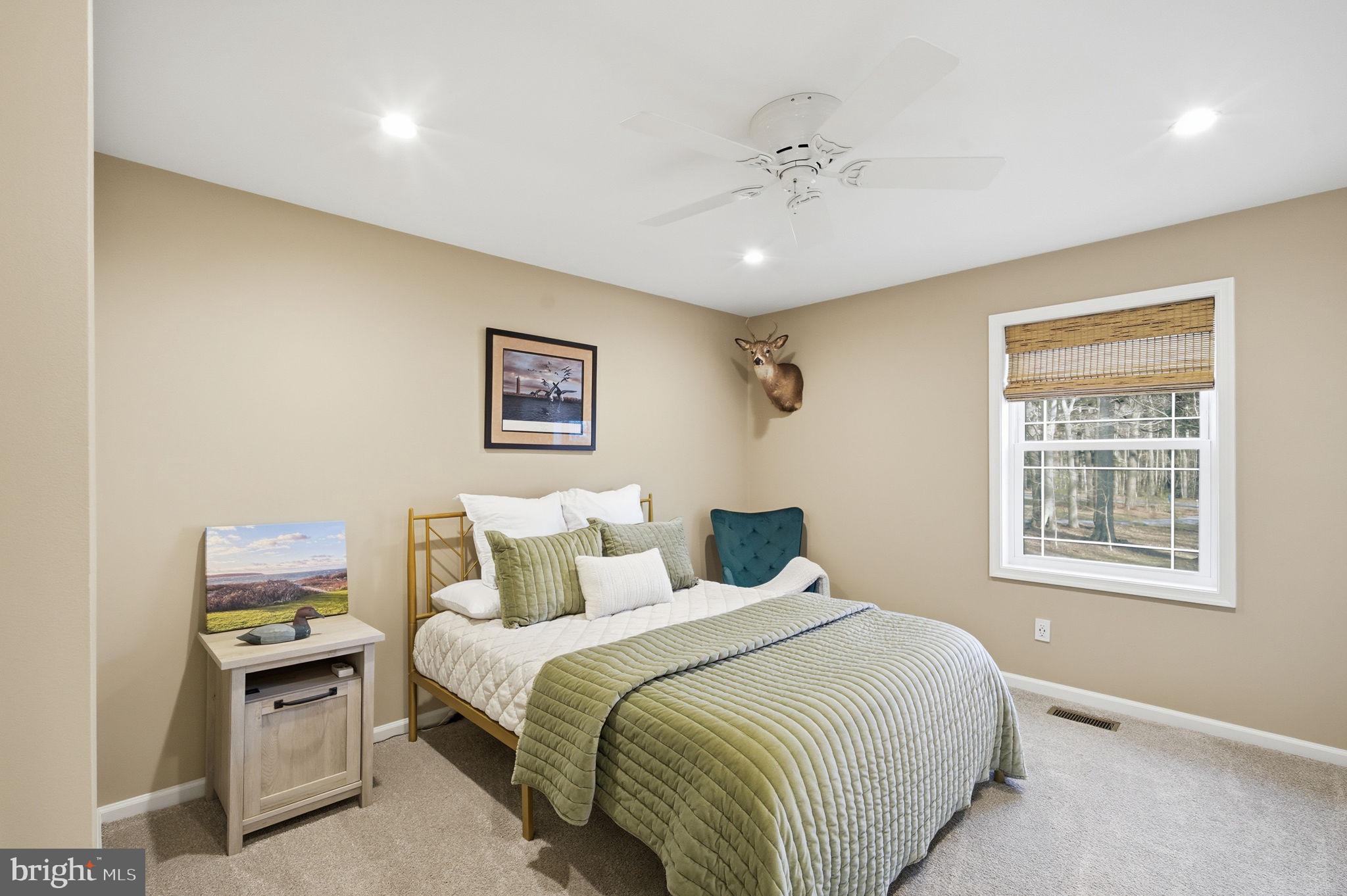 1410 Bennett Point Road Queenstown, MD 21658 - Photo 19 of 36 Additional guest bedroom