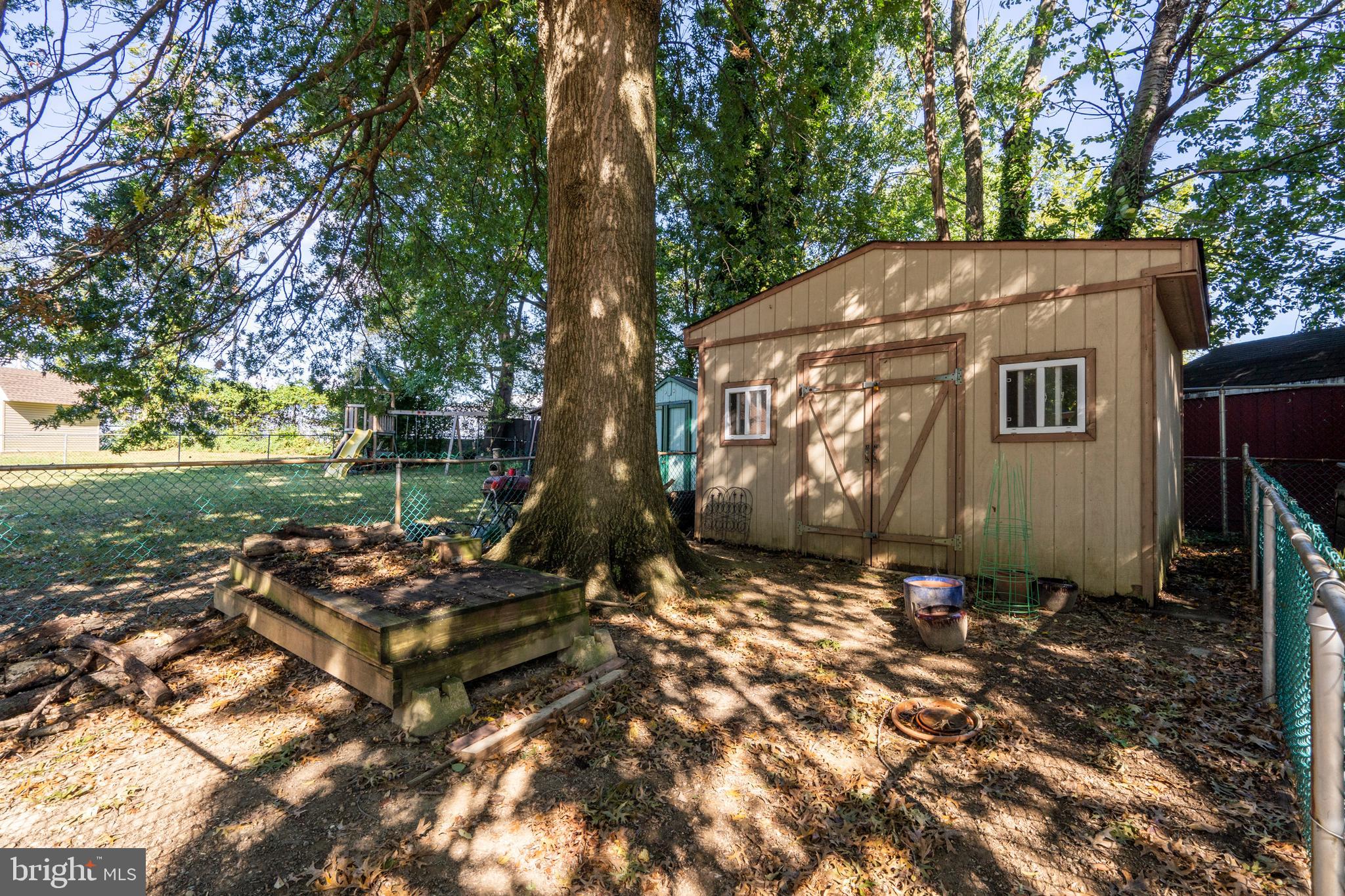 12544 Deer Run Road Philadelphia, PA 19154 - Photo 31 of 35 Additional Fenced Yard with Shed as-is