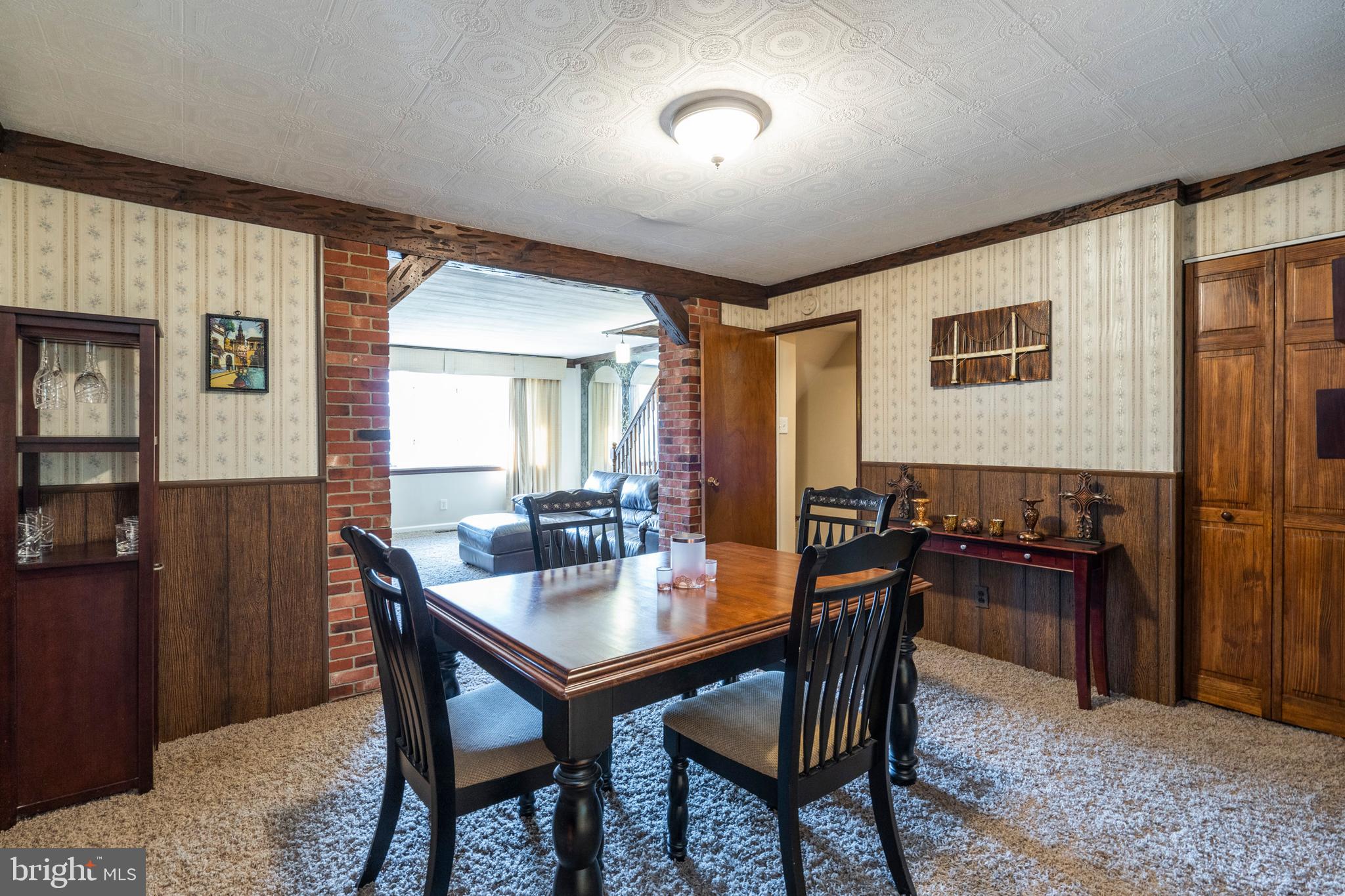 12544 Deer Run Road Philadelphia, PA 19154 - Photo 8 of 35 Dining Room