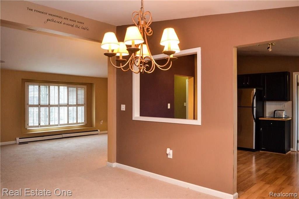 2242 London Bridge Drive Rochester Hills, MI 48307 - Photo 4 of 13