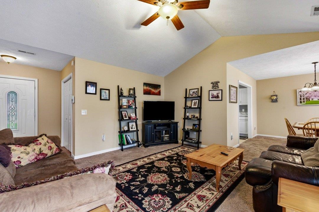 2902 Silverleaf Circle Loris, SC 29569 - Photo 3 of 16
