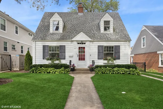 $549,900 | 410 Leitch Avenue, La Grange, IL 60525