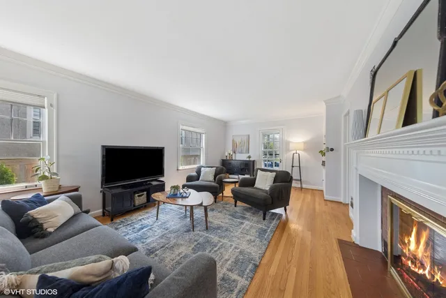 $549,900 | 410 Leitch Avenue, La Grange, IL 60525