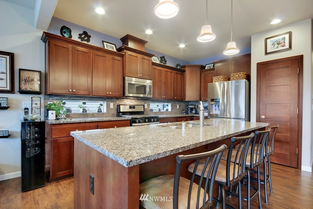 4821 Rosa Court Lacey, WA 98503 - Photo 4 of 23 Gallery Image 4