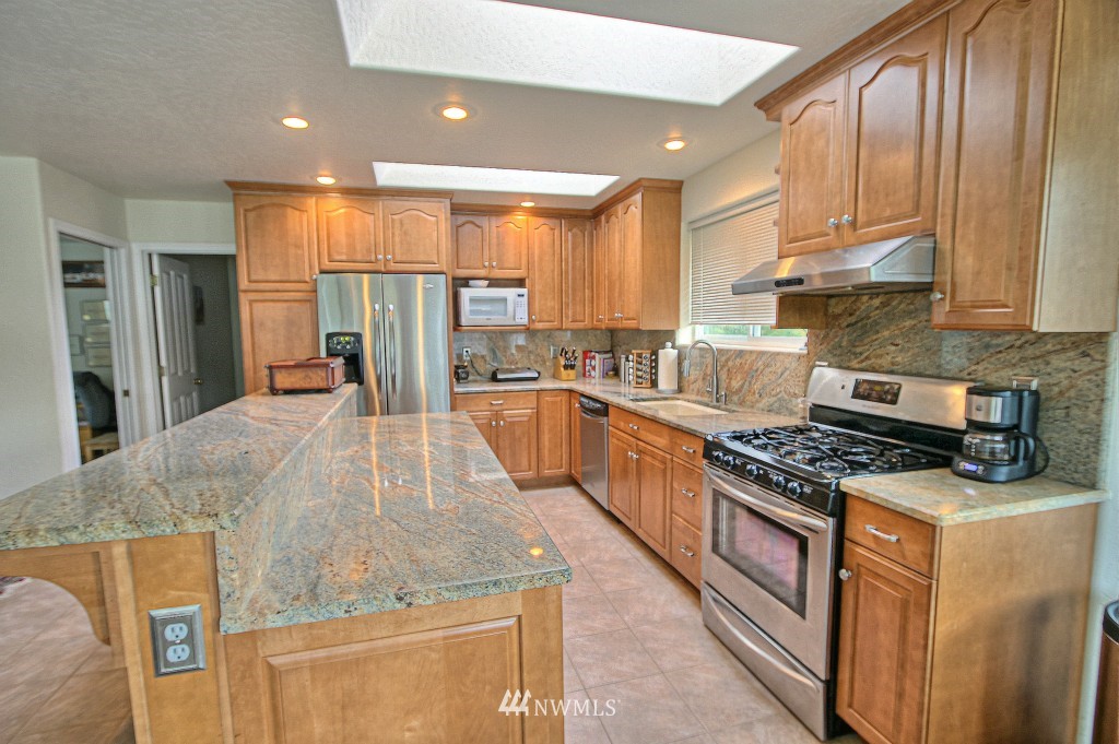1625 Harksell Road Ferndale, WA 98248 - Photo 2 of 15 Gallery Image 2