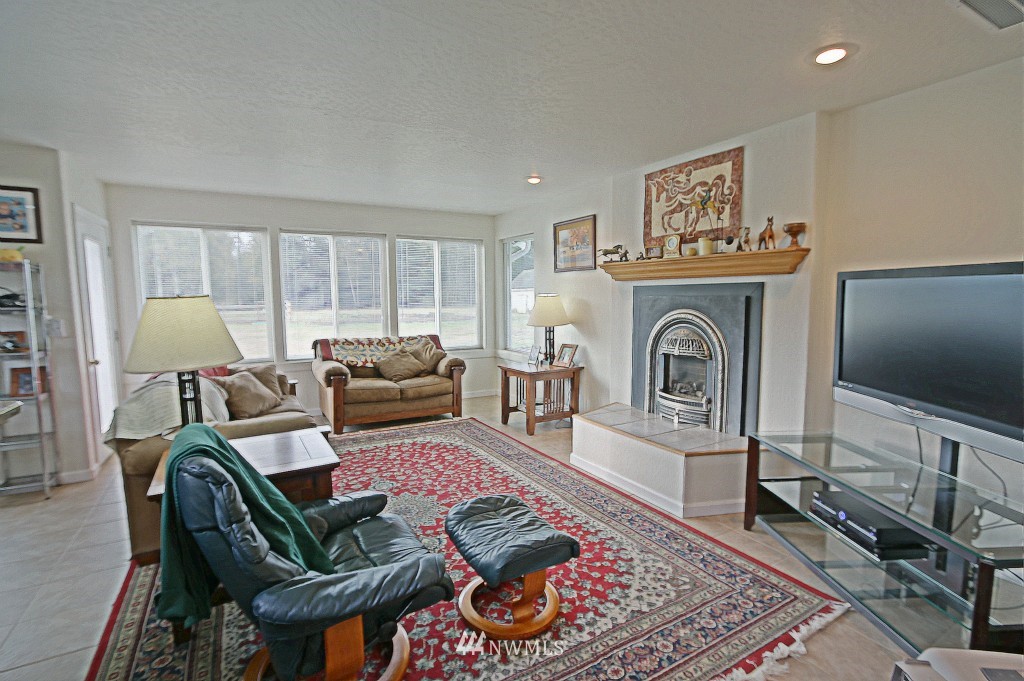 1625 Harksell Road Ferndale, WA 98248 - Photo 4 of 15 Gallery Image 4