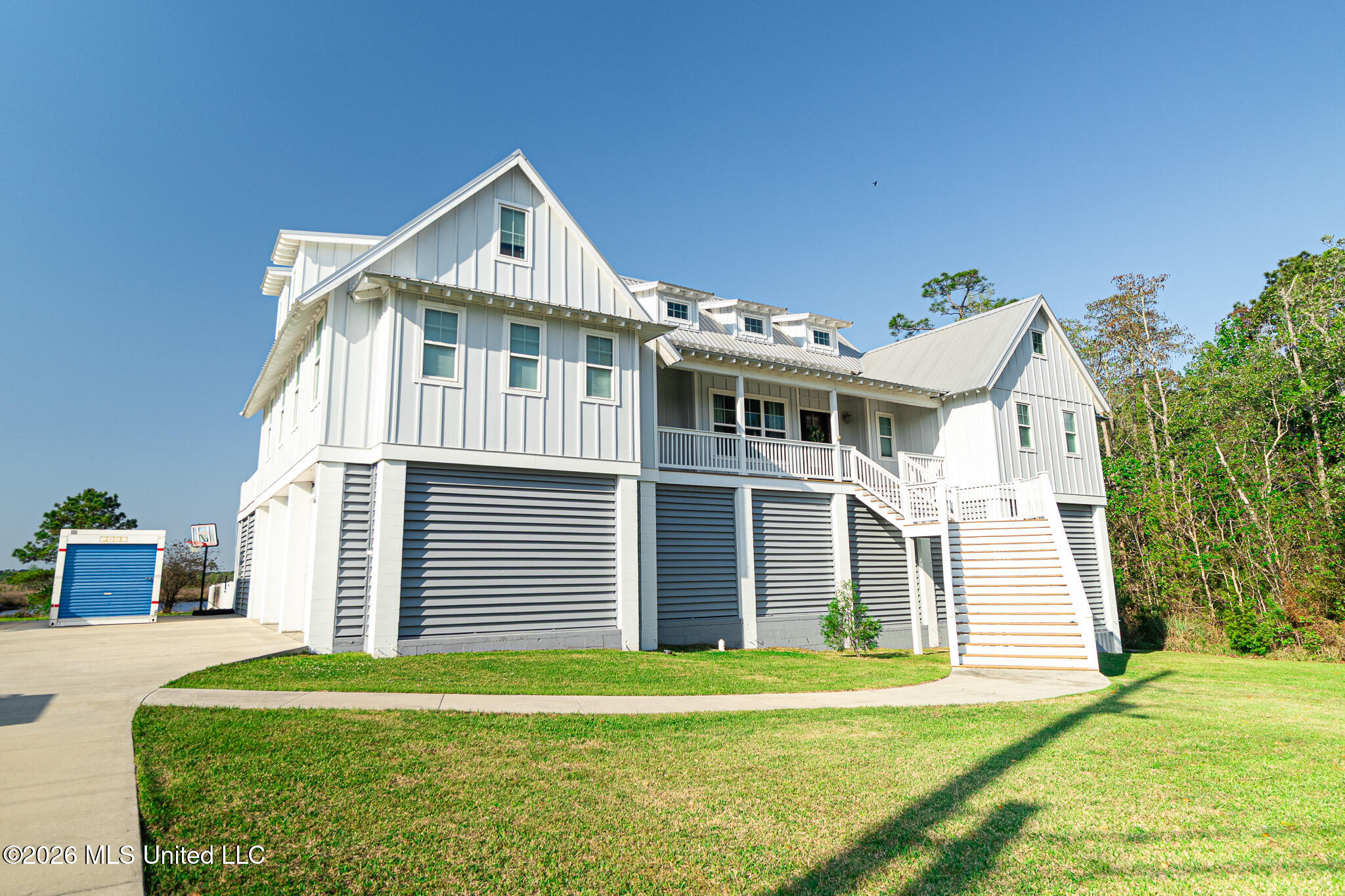 10565 Shorecrest Road Biloxi, MS 39532 - Photo 2 of 55 _DSC8892