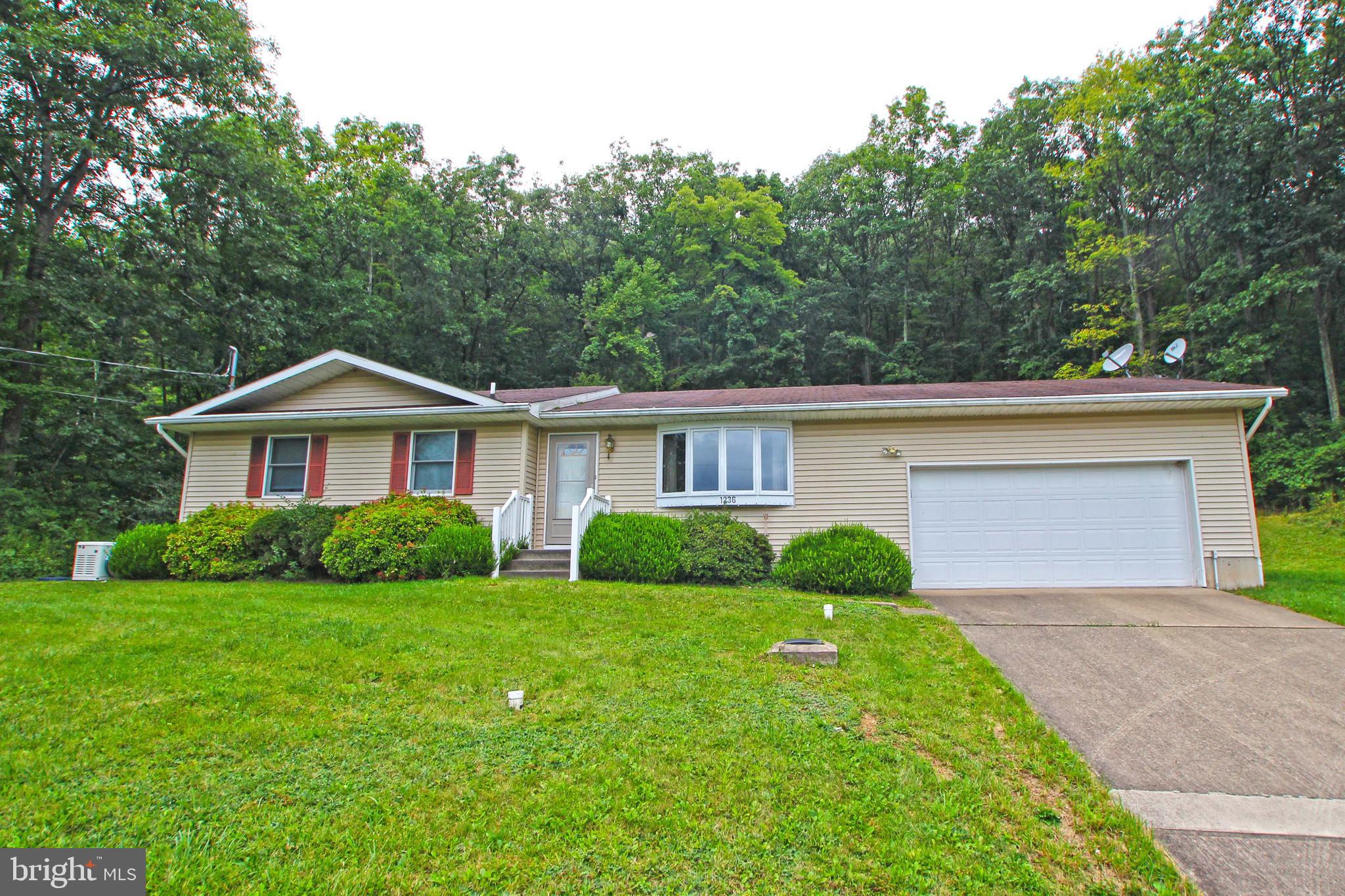 1236 South Stagecoach Road Weatherly, PA 18255 - Photo 1 of 25 Gallery Image 1