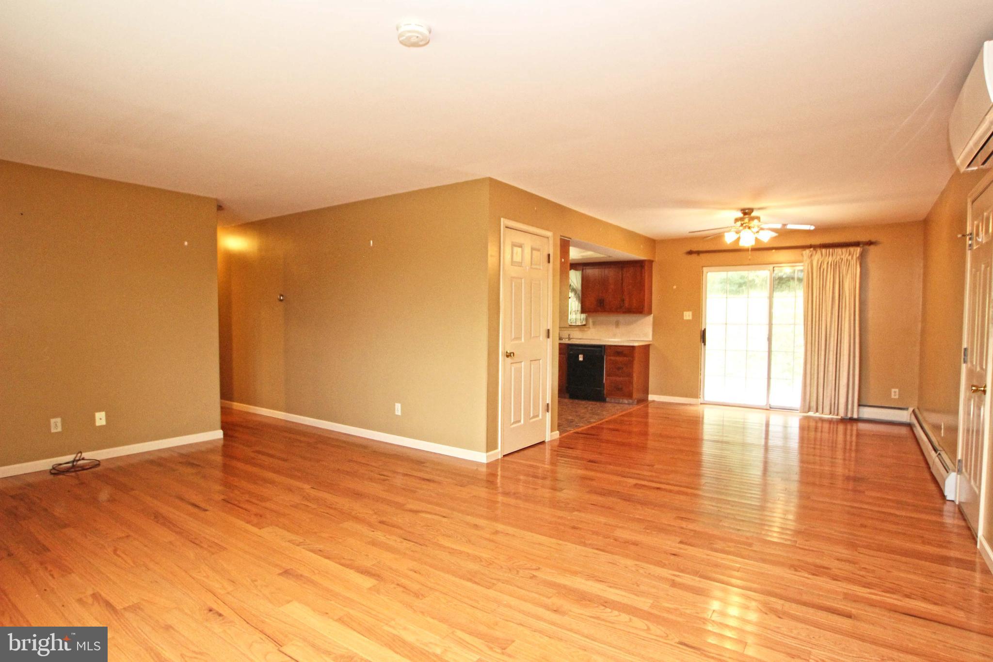 1236 South Stagecoach Road Weatherly, PA 18255 - Photo 5 of 25 Gallery Image 5