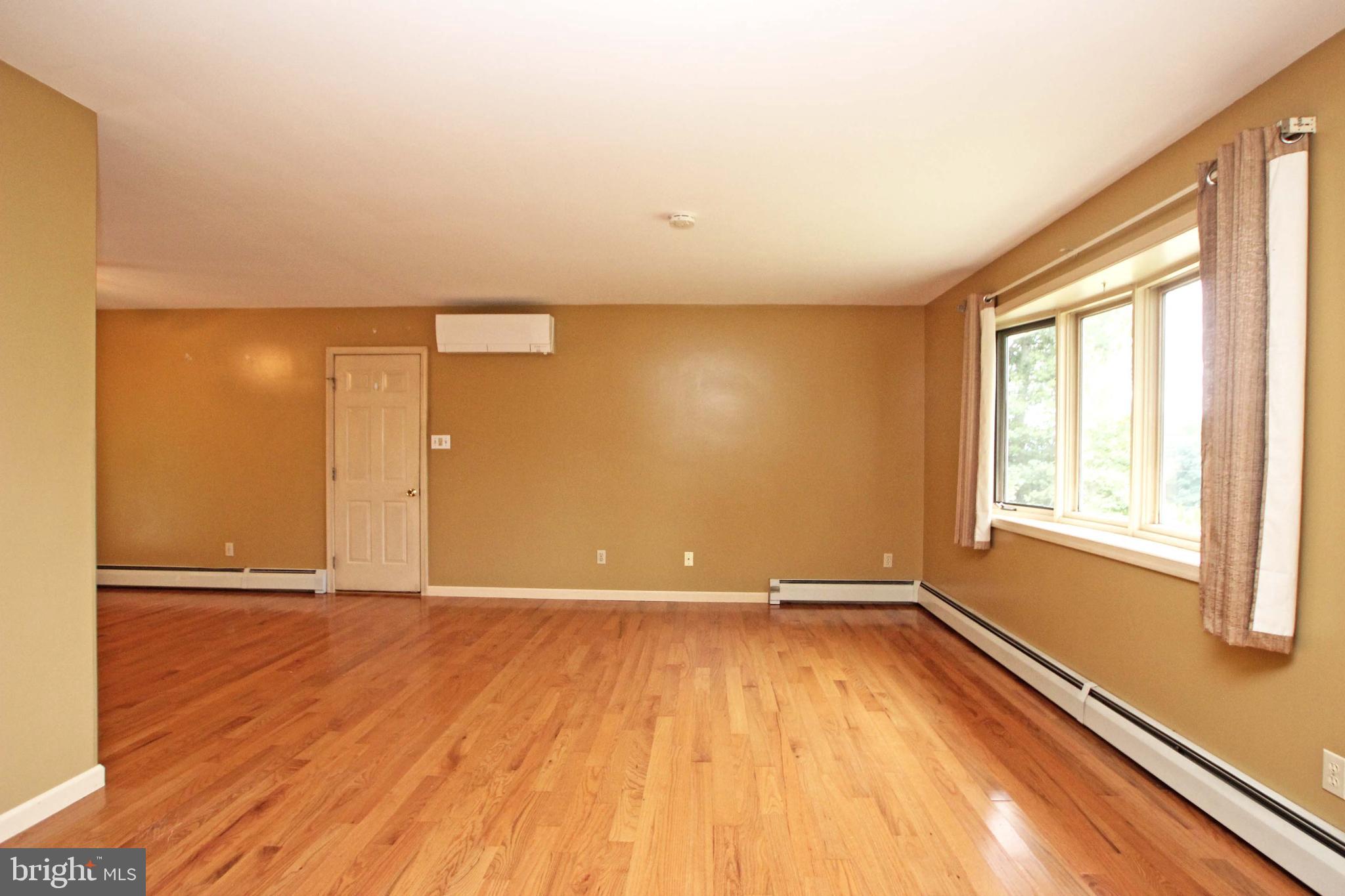1236 South Stagecoach Road Weatherly, PA 18255 - Photo 6 of 25 Gallery Image 6