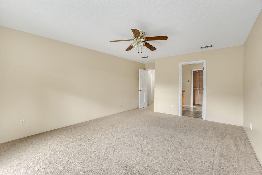 1696 Leonard Road Grants Pass, OR 97527 - Photo 14 of 30 16