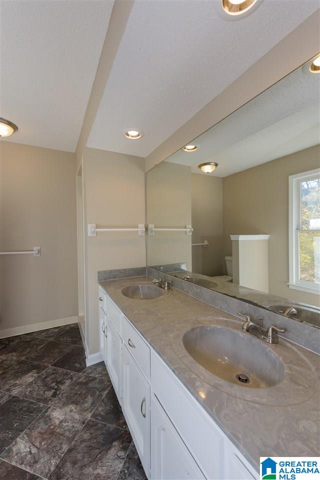 2423 Richelieu Drive Birmingham, AL 35216 - Photo 18 of 27 Gallery Image 18