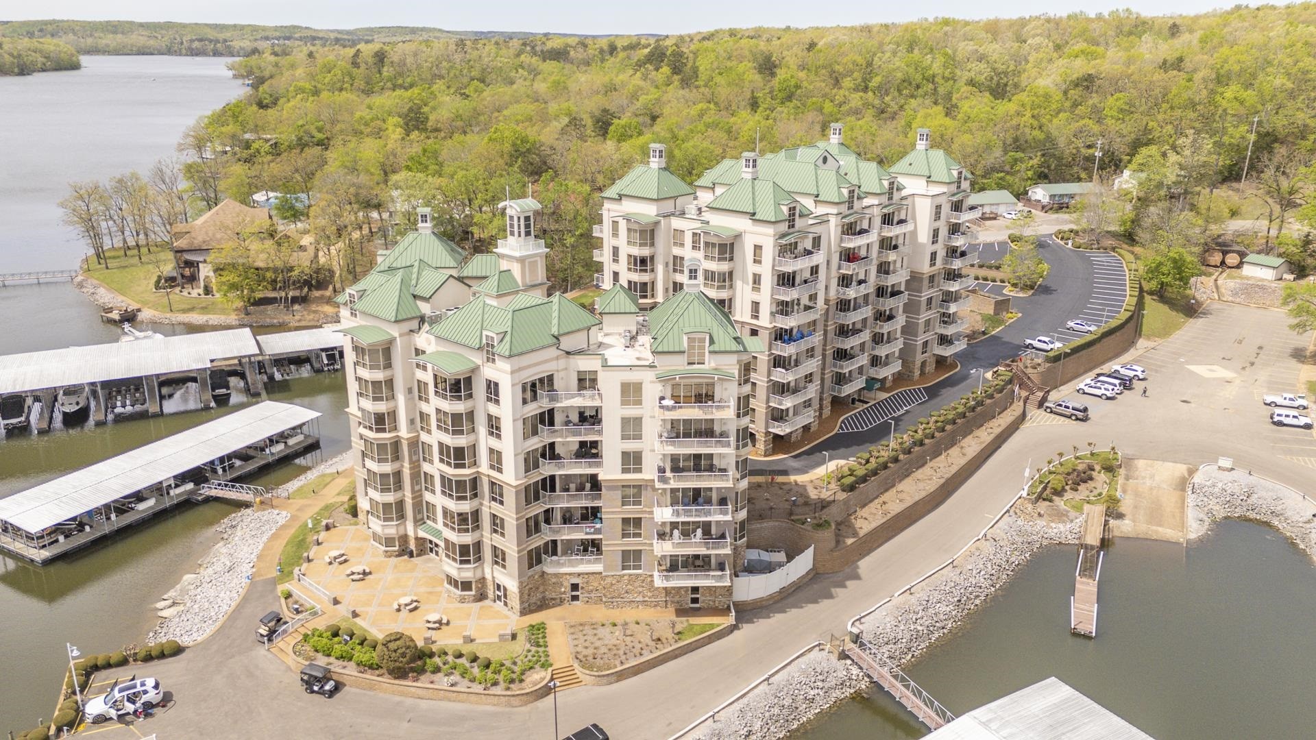 323 Cr 380 Road, Unit P408 Iuka, MS 38852 - Photo 2 of 40