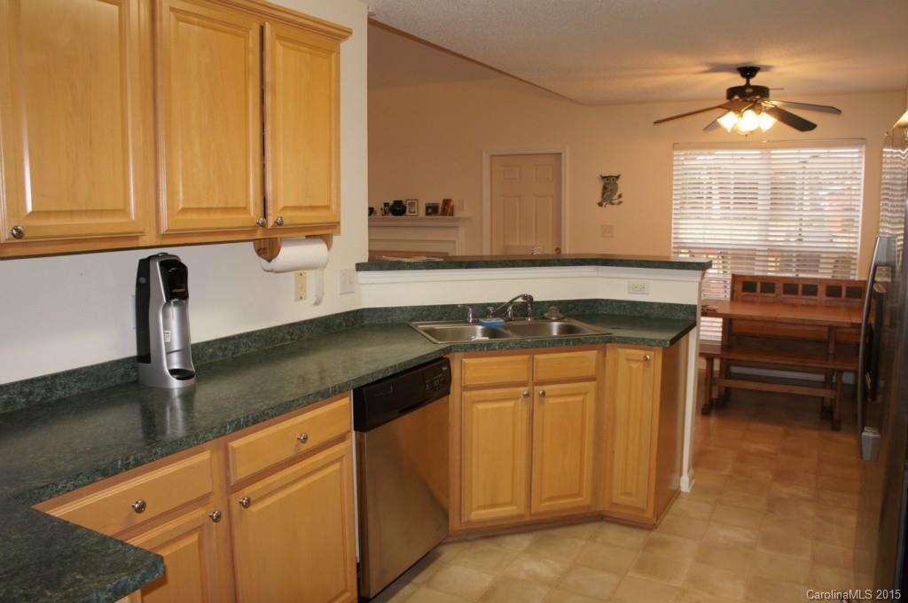 12615 Cardinal Point Road Charlotte, NC 28269 - Photo 3 of 17 Gallery Image 3