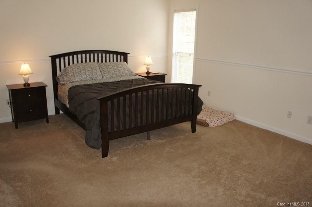 12615 Cardinal Point Road Charlotte, NC 28269 - Photo 8 of 17 Gallery Image 8