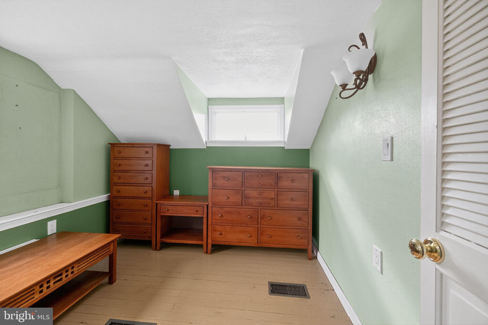 1599 Bleim Road Pottstown, PA 19464 - Photo 23 of 47 Gallery Image 23