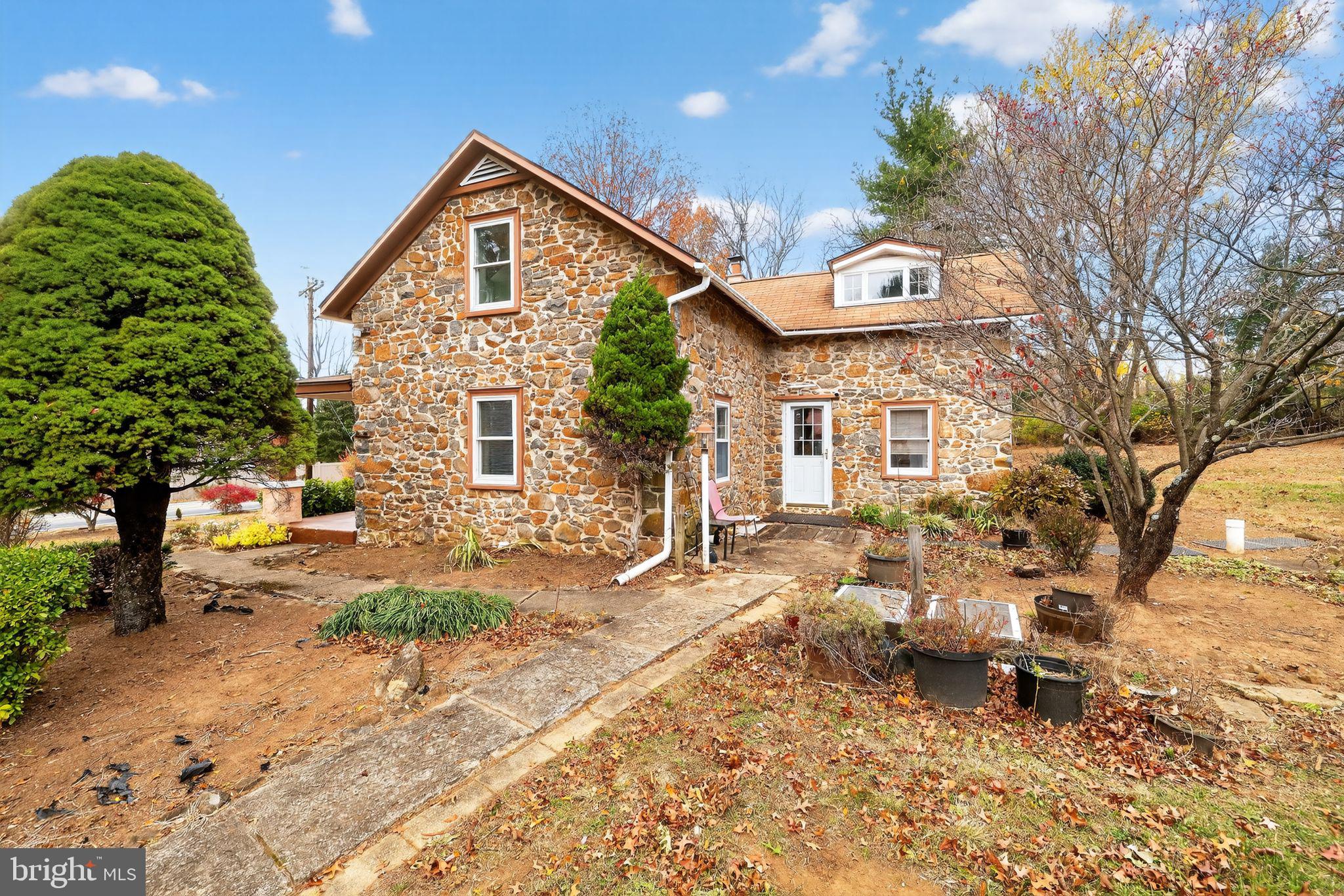 1599 Bleim Road Pottstown, PA 19464 - Photo 4 of 47 Gallery Image 4