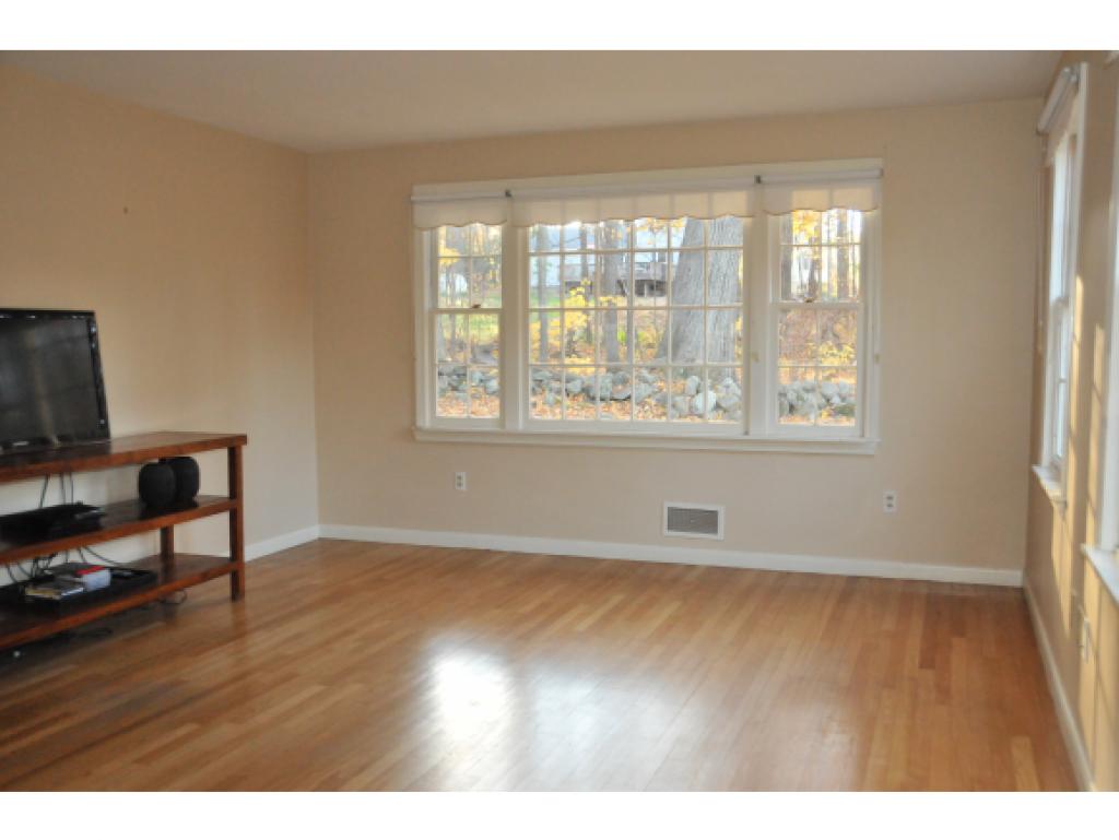 7 Deacon Road Bedford, NH 03110 - Photo 13 of 24