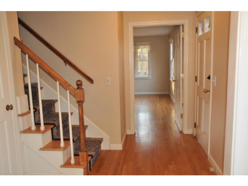 7 Deacon Road Bedford, NH 03110 - Photo 17 of 24