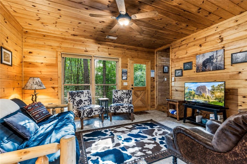 28 Dupont Drive Blue Ridge, GA 30513 - Photo 22 of 24
