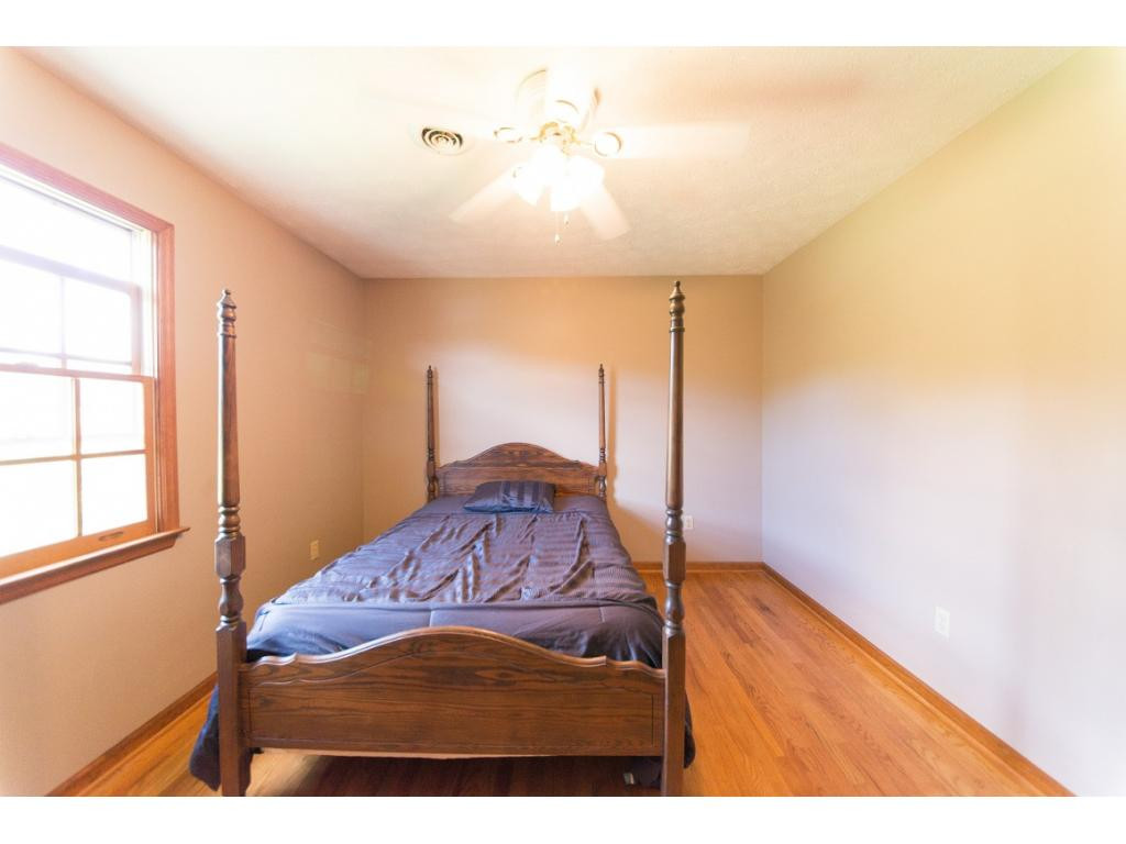 326 Booher Road Bristol, VA 24201 - Photo 12 of 15 Photo 12