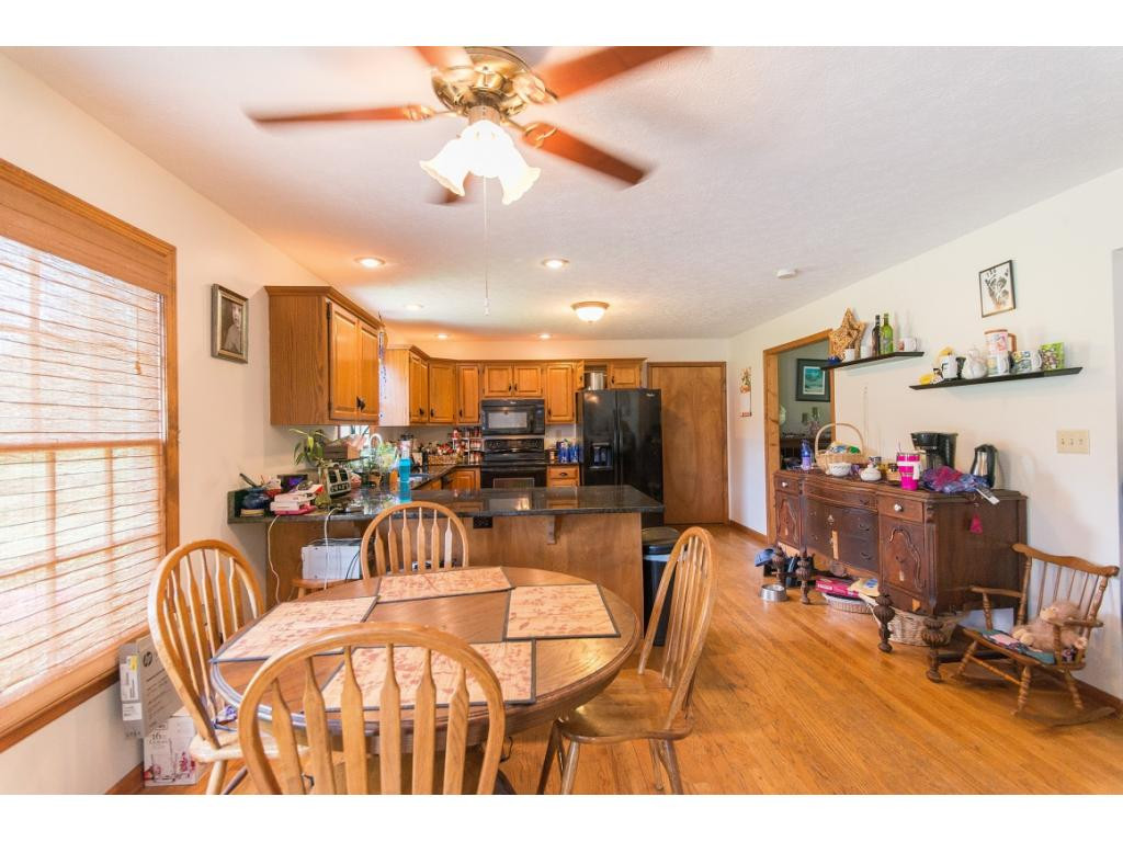 326 Booher Road Bristol, VA 24201 - Photo 4 of 15 Photo 4