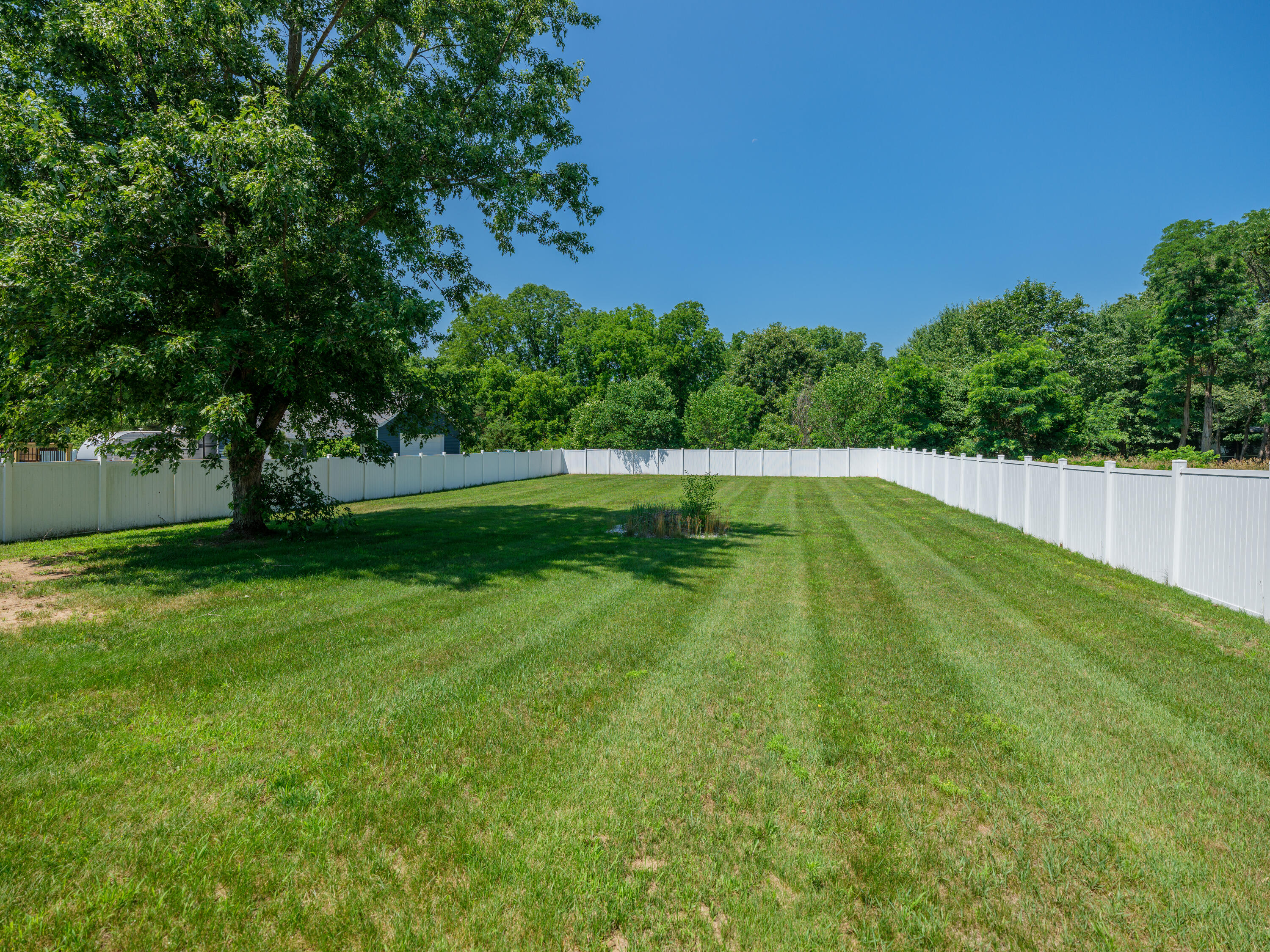 298 Zak Road Plainwell, MI 49080 - Photo 3 of 28 298 Zak Rd-128