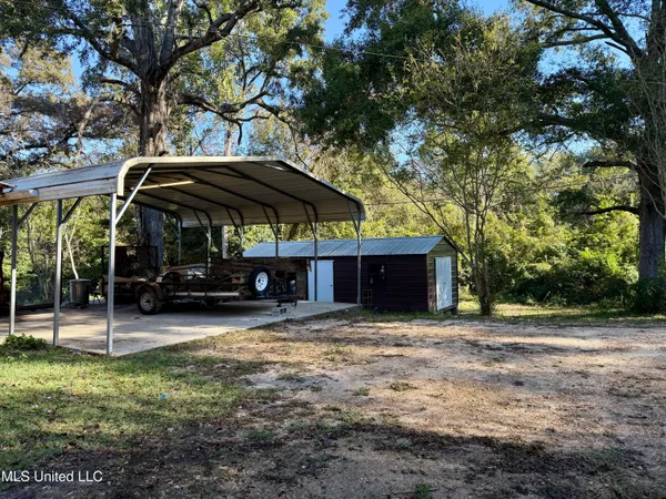 $169,000 | 8 Newman Road, Natchez, MS 39120