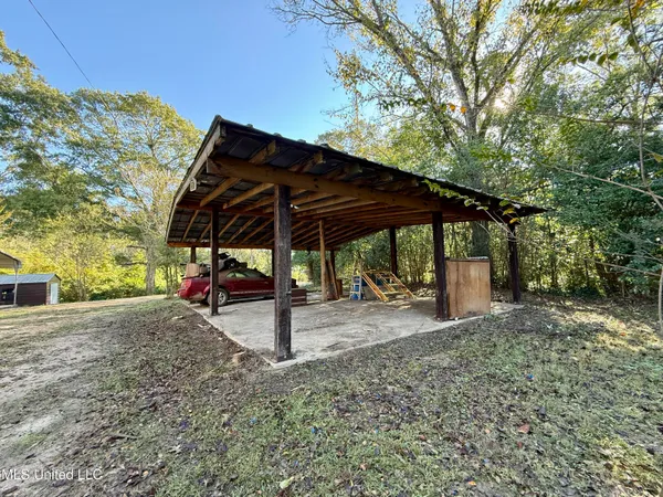 $169,000 | 8 Newman Road, Natchez, MS 39120