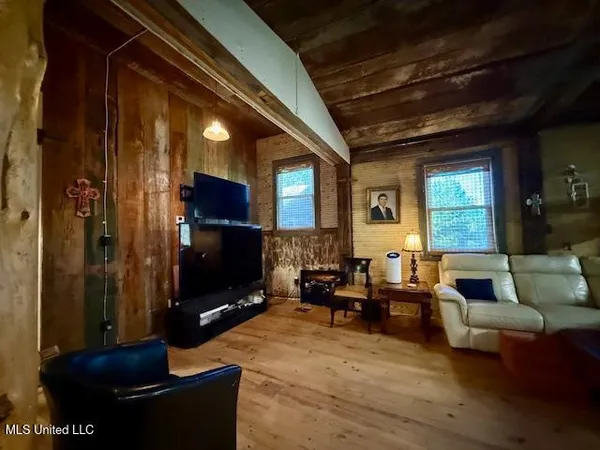 $169,000 | 8 Newman Road, Natchez, MS 39120