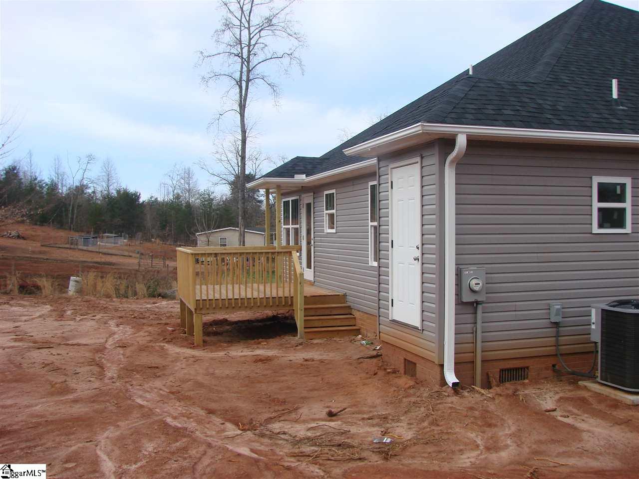 127 Stewart Road Six Mile, SC 29682 - Photo 4 of 13