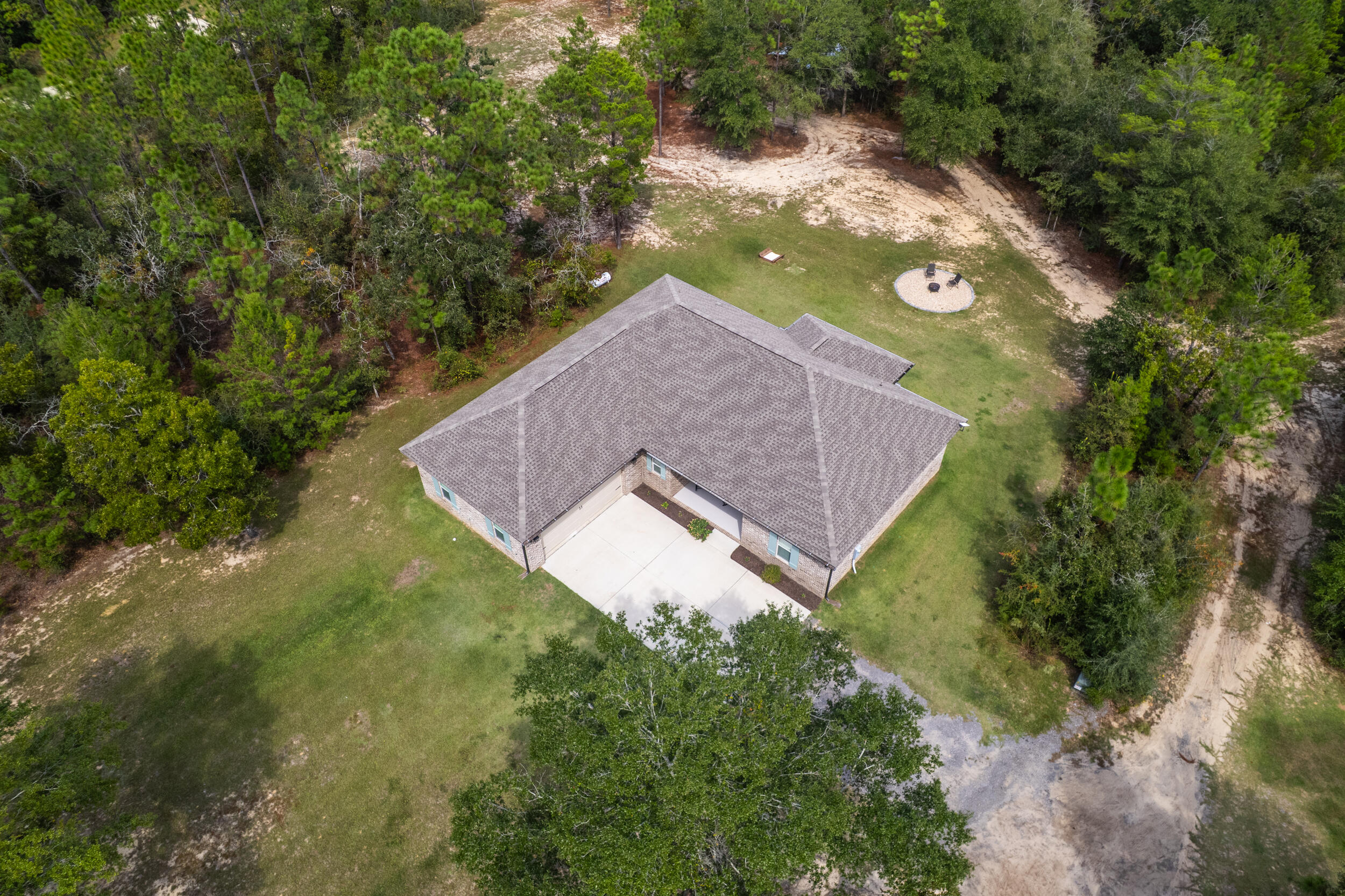 768 Long Road DeFuniak Springs, FL 32433 - Photo 79 of 106 a aerial view of a house