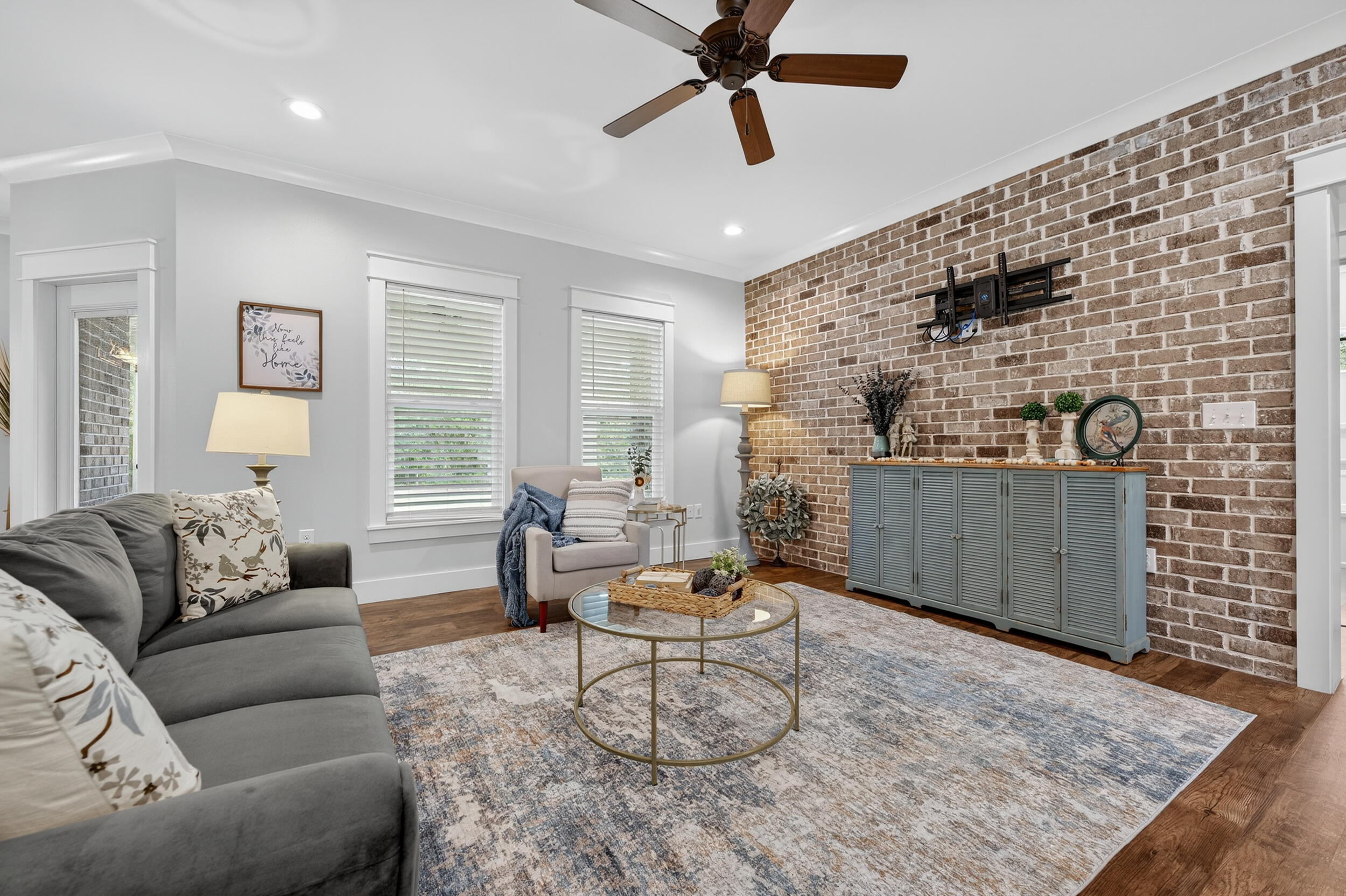 768 Long Road DeFuniak Springs, FL 32433 - Photo 9 of 106 a living room with furniture
