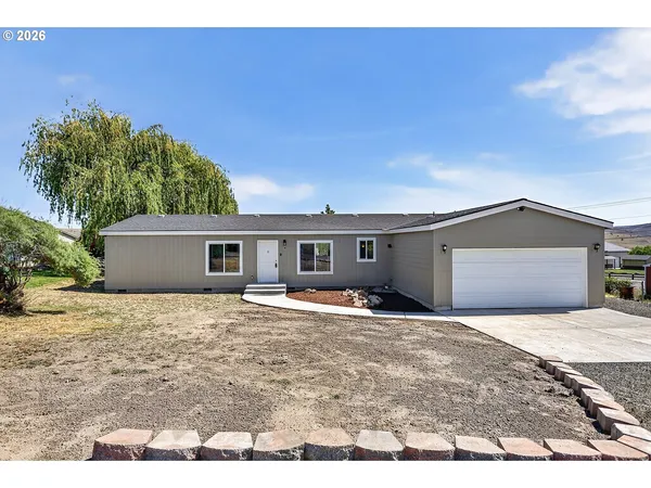 $375,000 | 703 Spey Road, Maupin, OR 97037
