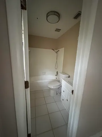 $2,600 | 7585 Skipper Lane, Tallahassee, FL 32317