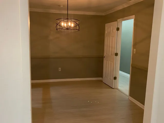 $2,600 | 7585 Skipper Lane, Tallahassee, FL 32317