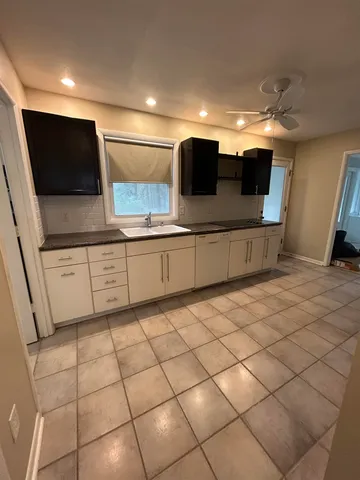 $2,600 | 7585 Skipper Lane, Tallahassee, FL 32317