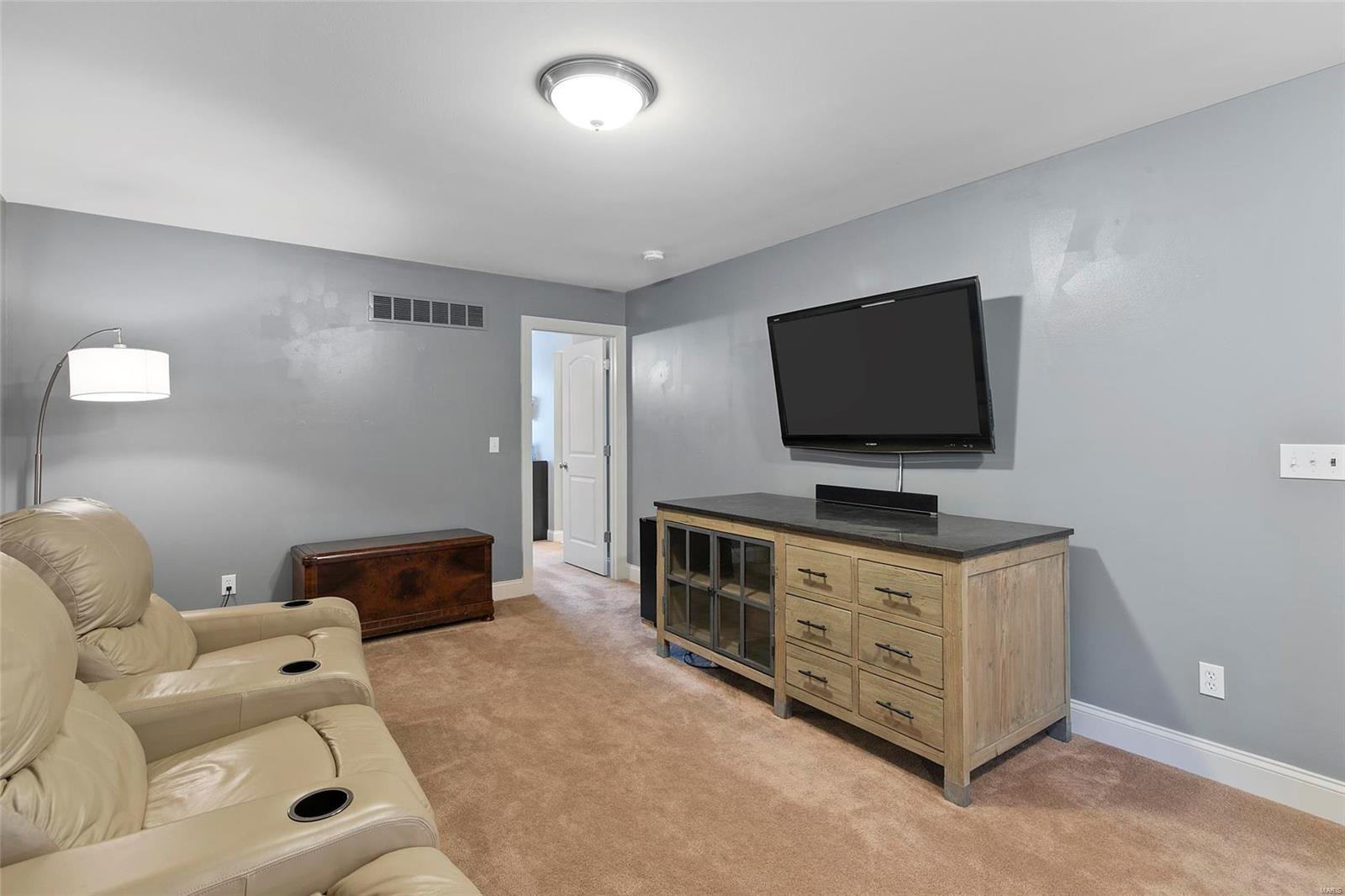 5165 Kerth Road St. Louis, MO 63128 - Photo 26 of 40 Gallery Image 26