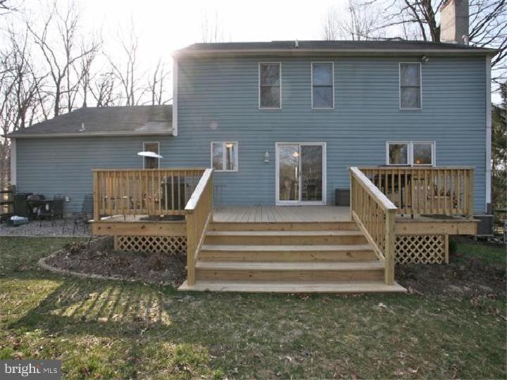 2027 Valley Hill Road Malvern, PA 19355 - Photo 15 of 18 Exterior Back