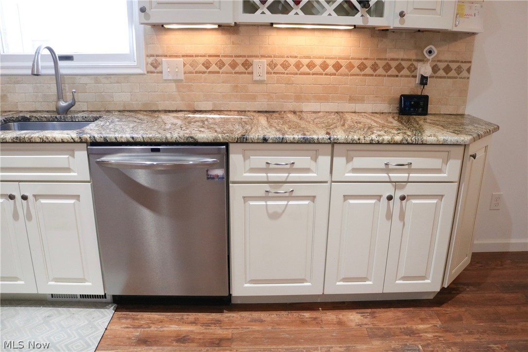 16132 Prospect Road Strongsville, OH 44149 - Photo 3 of 17 Gallery Image 3