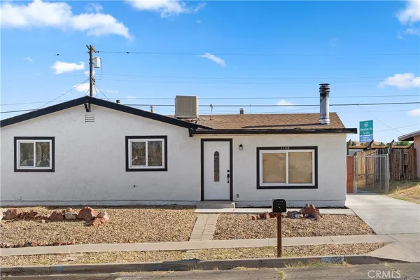 $334,500 | 1148 East Virginia Way, Barstow, CA 92311