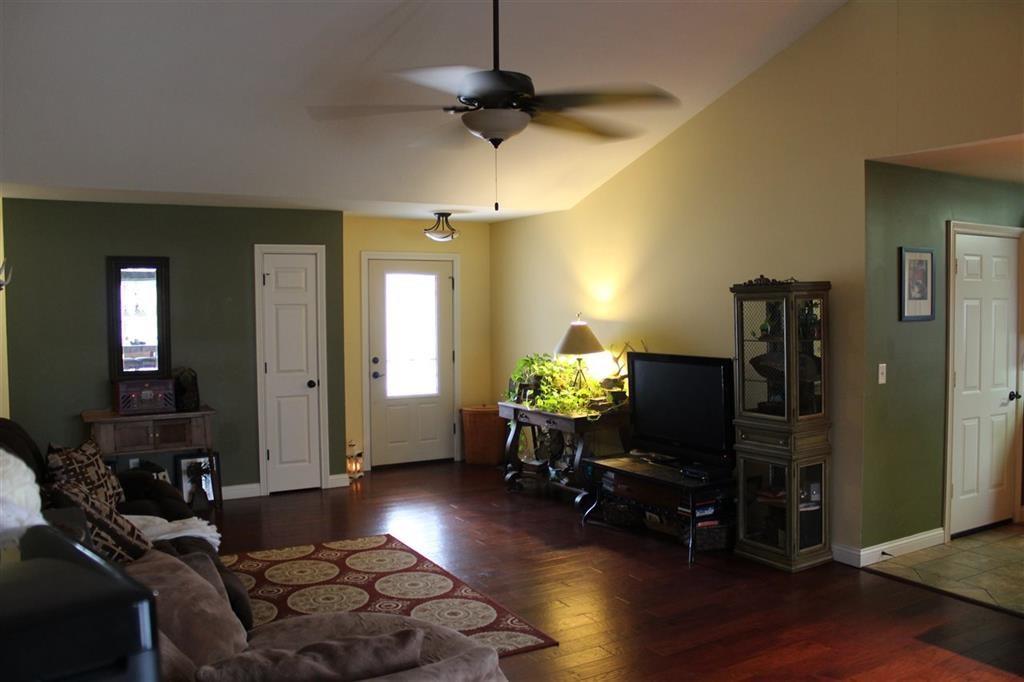 229 Springhill Road Seymour, IN 47274 - Photo 2 of 21 Gallery Image 2