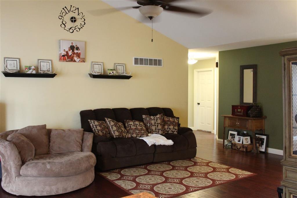 229 Springhill Road Seymour, IN 47274 - Photo 3 of 21 Gallery Image 3