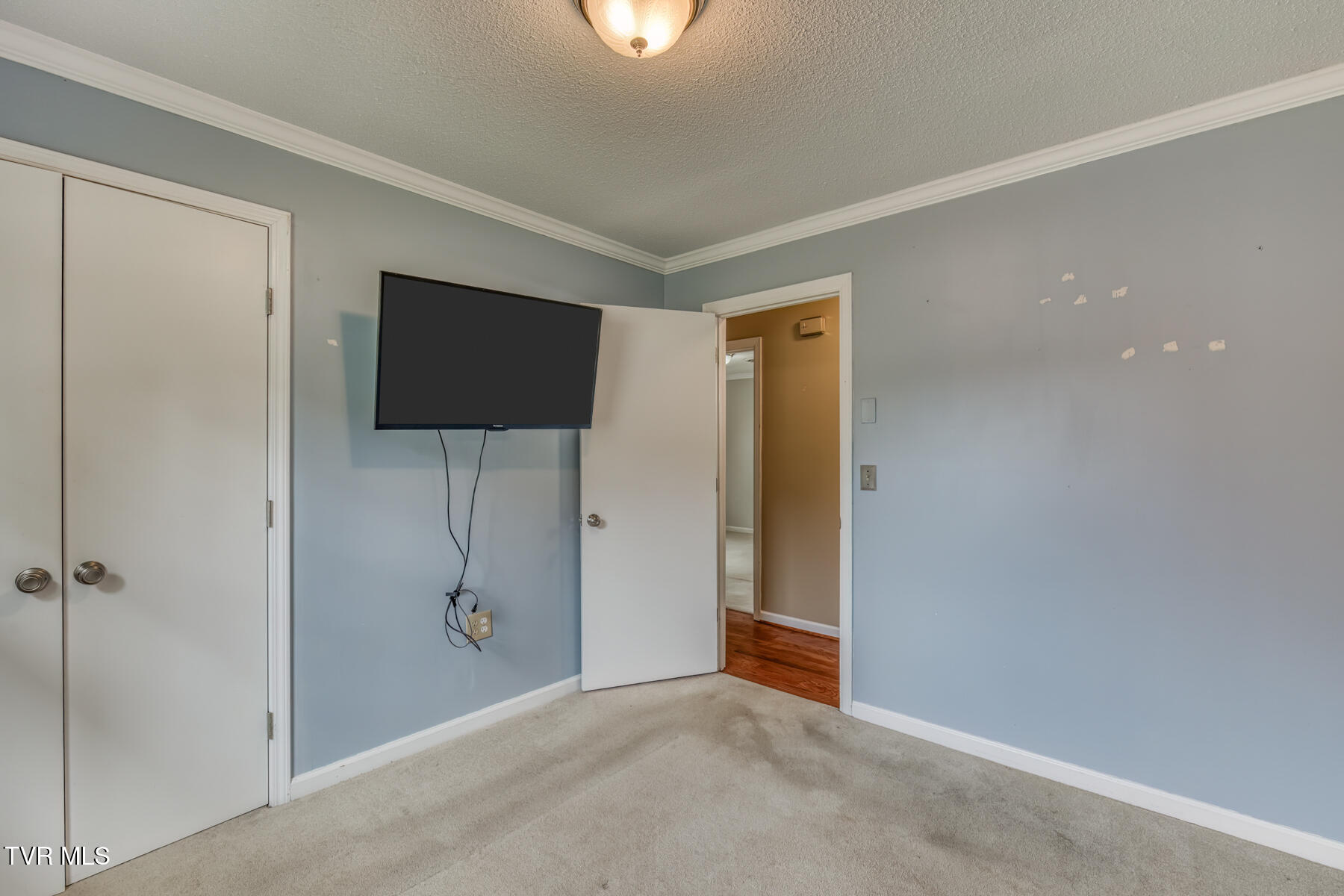 228 Edgefield Road Bristol, TN 37620 - Photo 17 of 47 228 Edgefield Rd-17