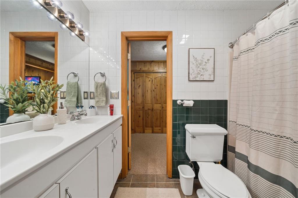 2488 County Line Road Champion, PA 15622 - Photo 21 of 39 Main level full bath