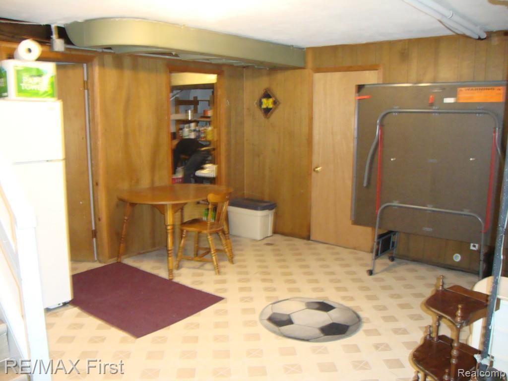 1763 Severn Road Grosse Pointe, MI 48236 - Photo 23 of 35 DSC05111.jpg