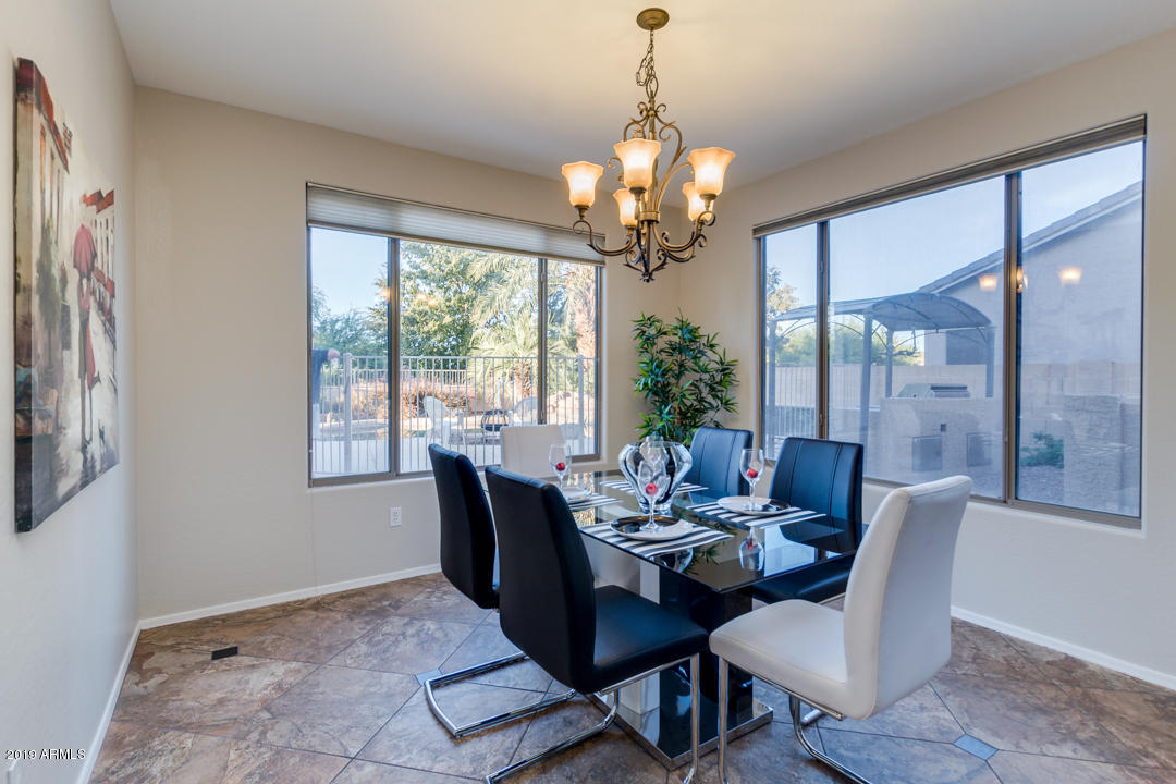 956 East Del Rio Street Gilbert, AZ 85295 - Photo 8 of 55 13-Del Rio